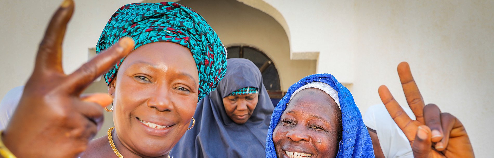 Africa, Afrika, catholic church, christen, frauen, frauenrechte, Friedensarbeit, gesellschaft, interreligiöser dialog, katholisch, kirche, konflikt, Konfliktlösung, Krieg, mosleme, Religion, society, women