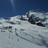 Ski- und Snowboard-Spaß für Jugendliche