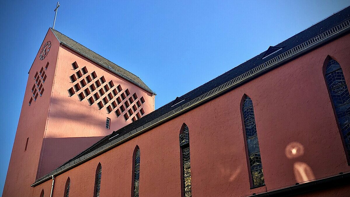 St. Josef lässt Dach deinstallieren